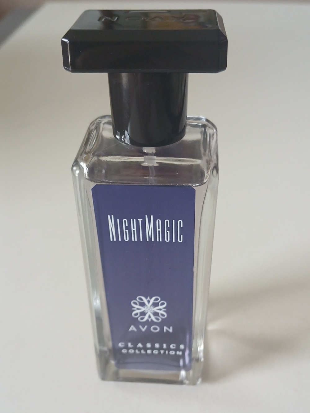 Avon Night Magic Classics Cologne - Picture 4 of 4